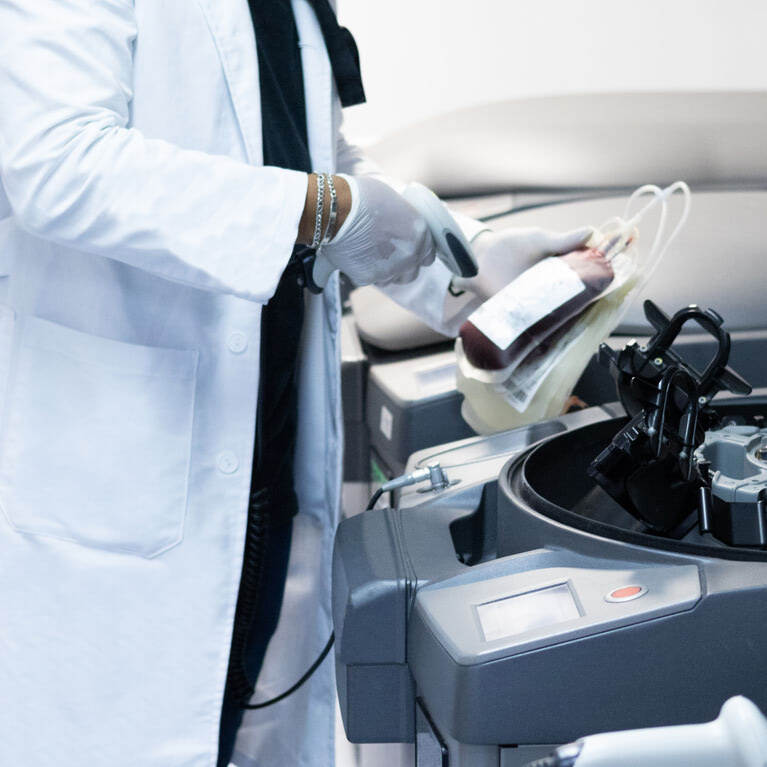 blood-bag-scanning-3